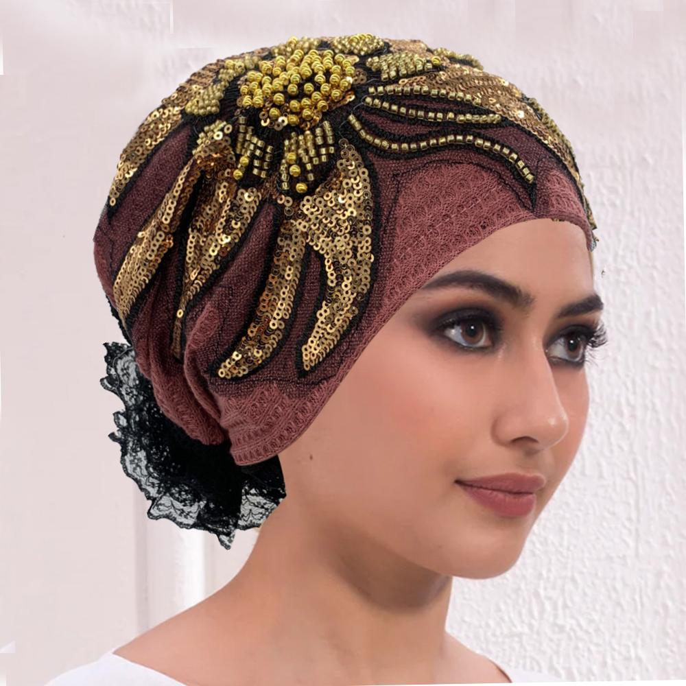 Damen Spitzen-Turbanmütze mit luxuriöser Diamantblume und Pailletten für jeden Anlass rosa