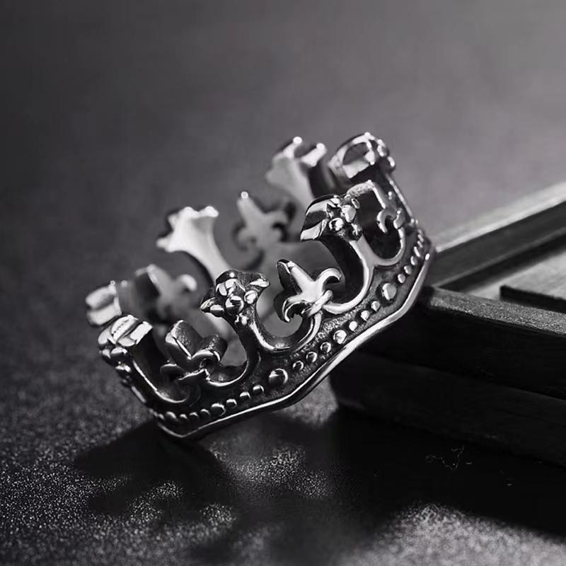 Klassische Retro Crown König Ring Männer Mode Punk einfache Biker Ring paar Schmuck Geschenk 12