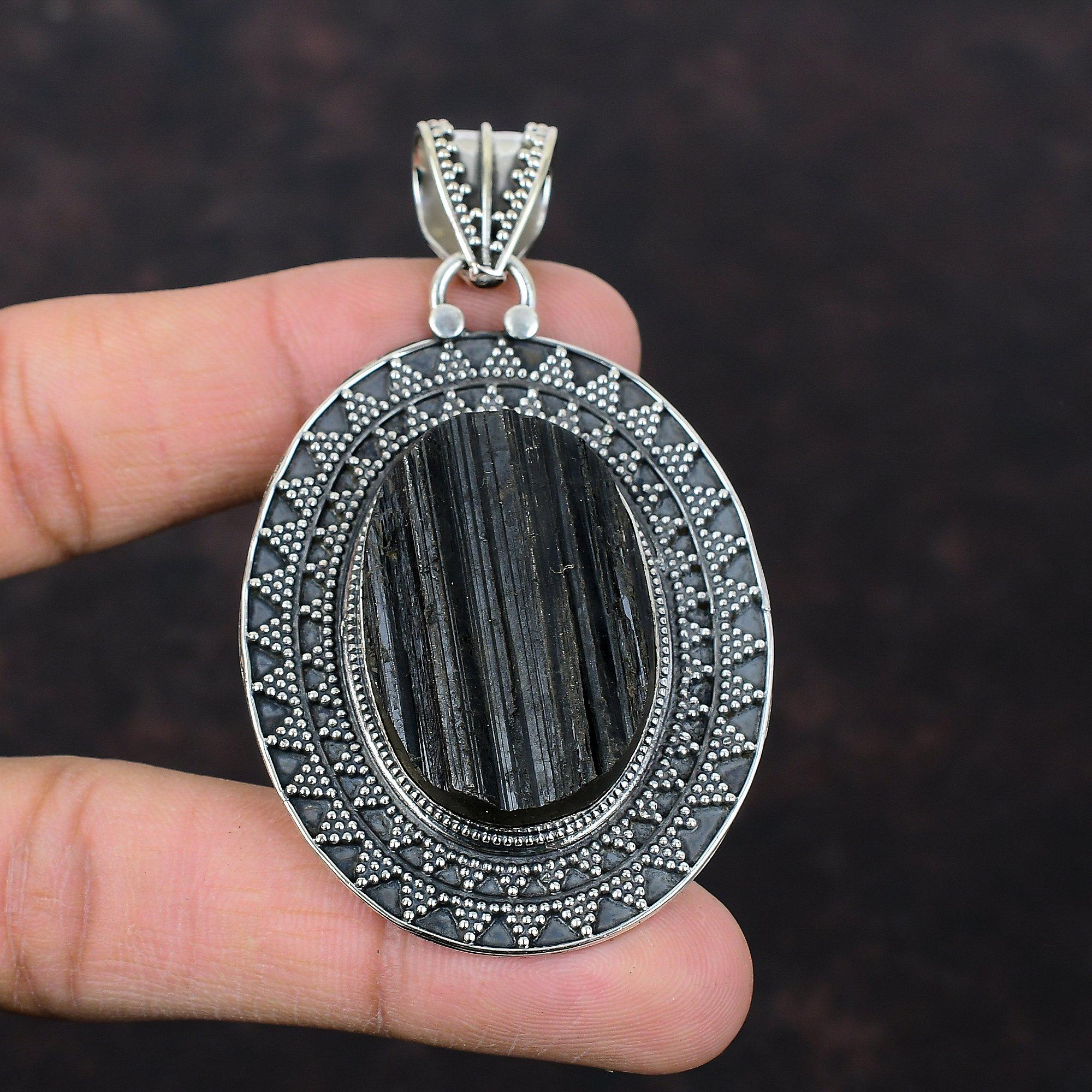 Schwarzer Turmalin Rohanhänger Edelstein Schmuck 925 Sterling Silber Anhänger handgemachter Anhänger Vintage Schmuck Geschenk für Freund Antiker Schmuck