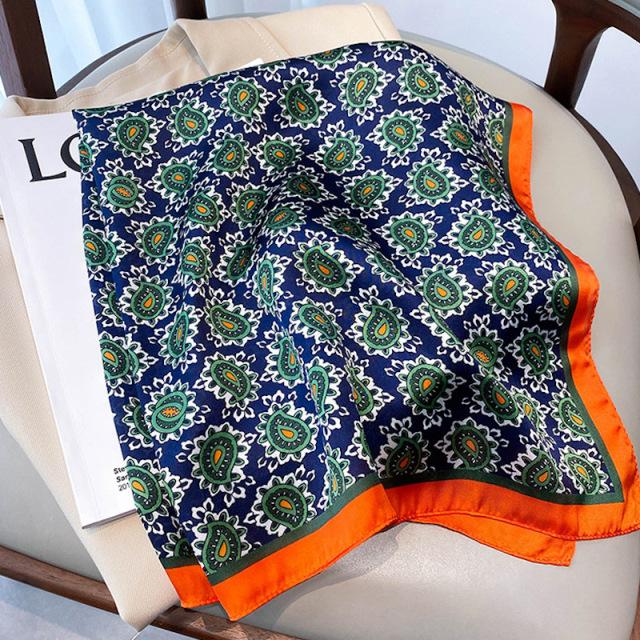 Neue 70*70cm Silk Satin Haar Schal Frauen Taschentuch Gedruckt Weibliche Quadratischen Kopf Bandana Kleinen Hals Schalldämpfer hijab Dame Mädchen 70x70cm
