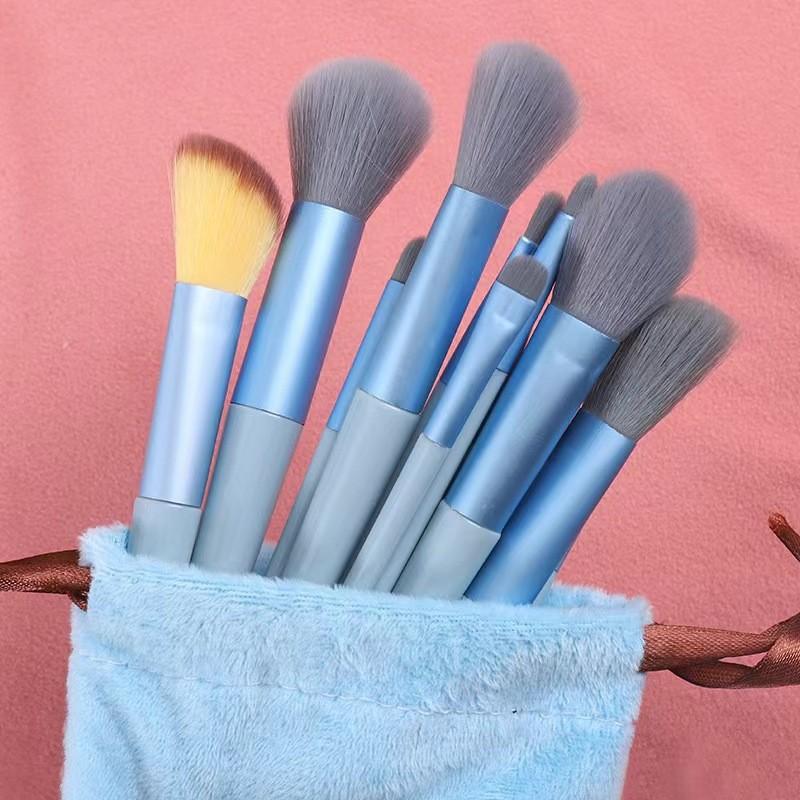 13-teiliges, weiches und flauschiges Pro-Make-up-Pinsel-Set, hochwertiges Kosmetik-Set zum Mischen von Lidschatten für Damen, Stab aus ABS-Kunststoff und sanfte Polyesterborsten blau