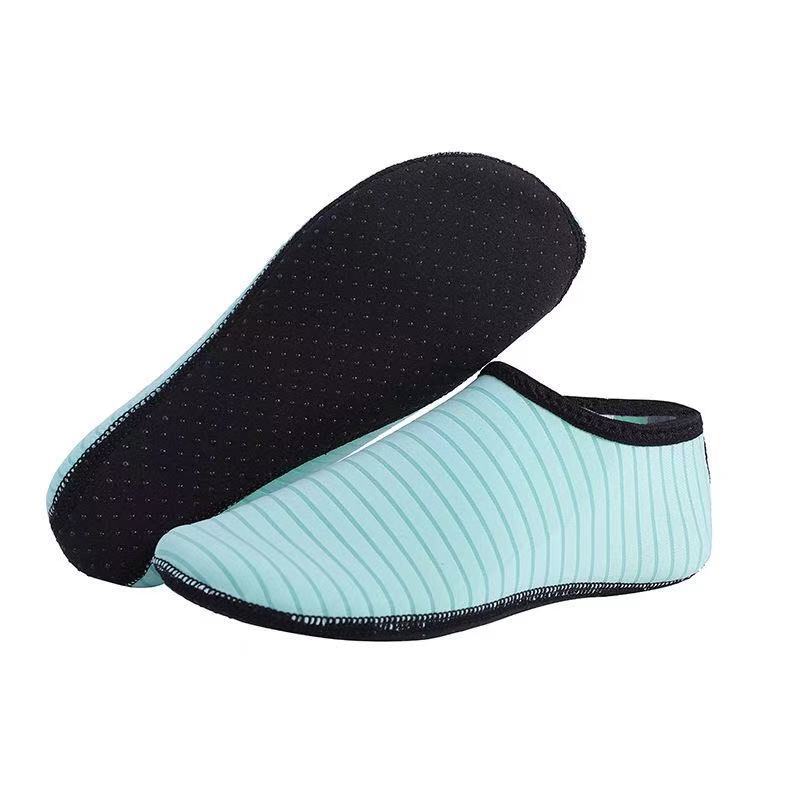 Sommer Wasserschuhe Herren Aqua Socken Sneakers Unisex Schwimmschuhe Strandsocken Große Übergrößen Sneakers Gestreifte Bunte Schuhe Kinder XL (40-41) grün