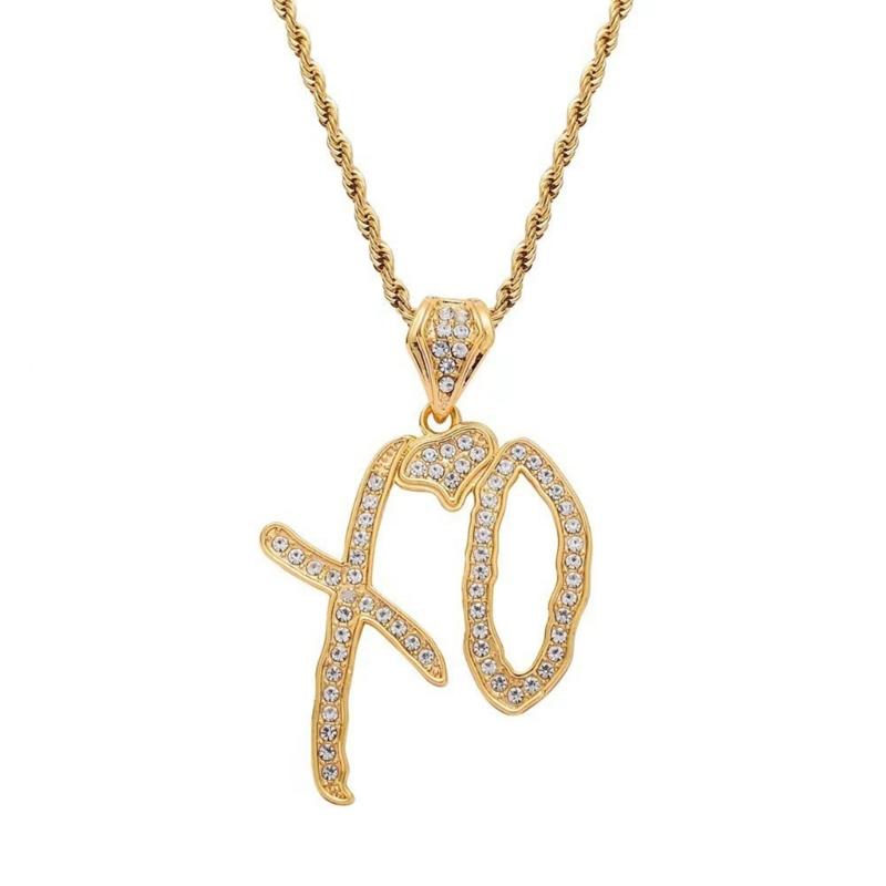 Stilvolle Buchstabenanhänger-Halskette Verstellbare Legierungs-Charm-Halskette für Damen Pullover Kleid Statement Schmuck Accessoires gold