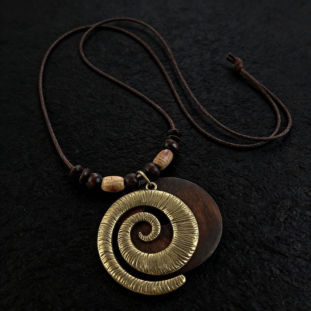 Vintage Boho Pullover-Kette Lederkette Lange Holzkette Halskette Hohlblätter Handgefertigte Pullover-Kette für Damen Herren
