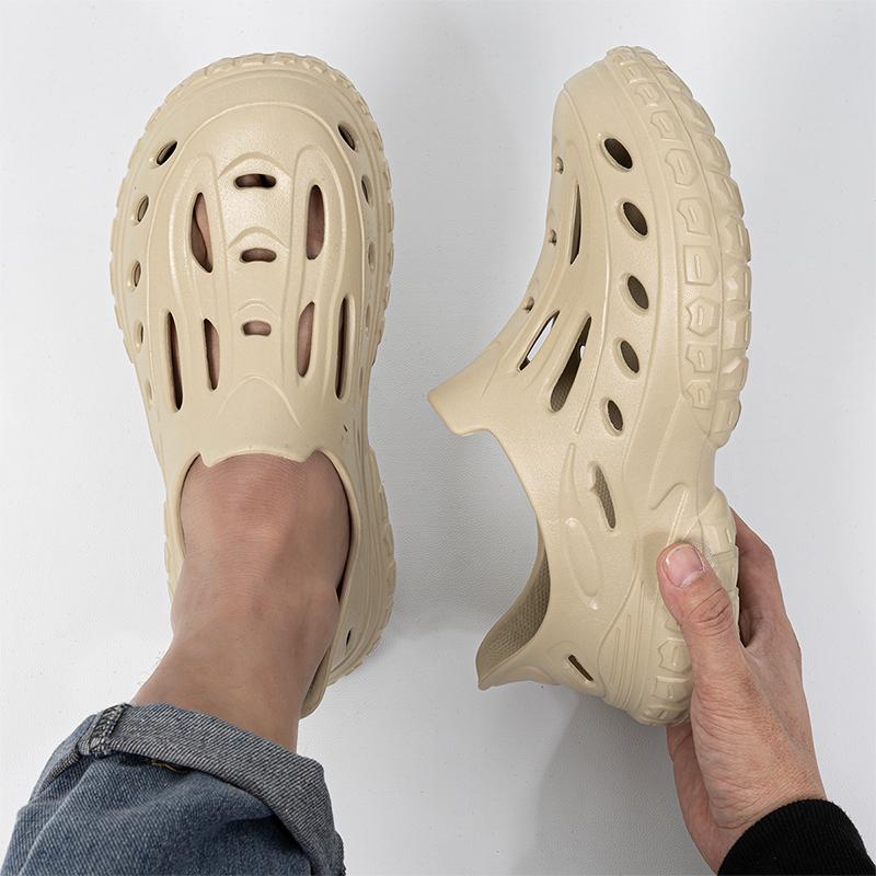 Mode Sommer Herrenschuhe Sandalen Herren Outdoor Bequeme Rutschfeste Riemchensandalen Neue Hohle Atmungsaktive Clogs Mode Strand Hausschuhe 40-41