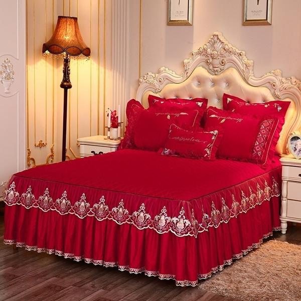 Bettwäsche-Sets Textil Prinzessin Spitze gesteppte Bettdecke Tagesdecke Polyester-Baumwolle Luxus-Bettdecke Röcke Tagesdecke Polyester-Baumwolle Skirt sheet 150x200cm rot