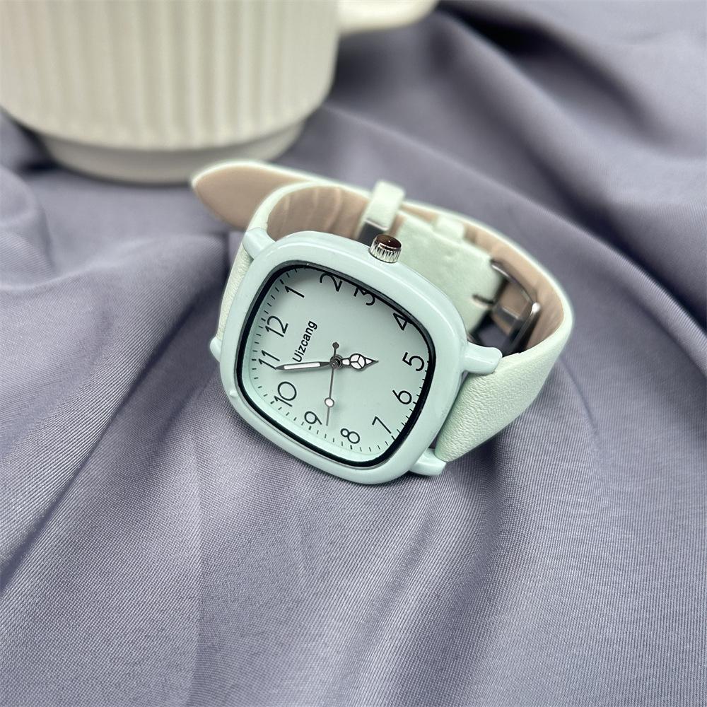 Neue Student Mode personalisierte minimalistische Uhr Set Damen Uhr Schmetterling digitale Student Gürtel Uhr grün