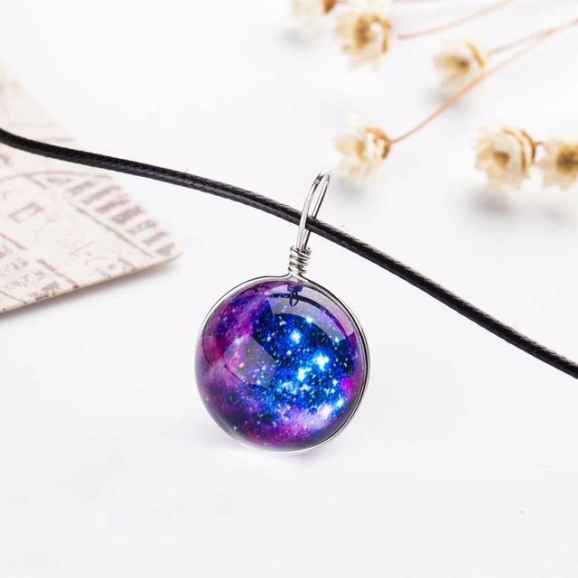 Universum Weltraum Galaxie Halskette Glaskugel Sterne Planet Anhänger Lederkette Halskette für Unisex no.1