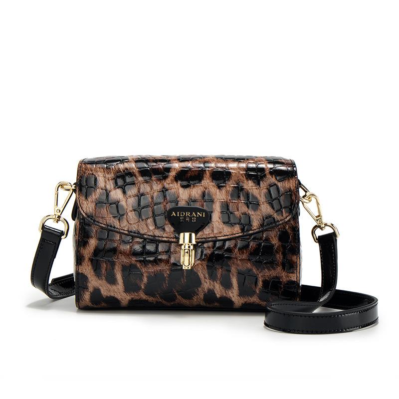 Spring and Summer Genuine Leather Women's Bag Fashionable Leopard Print One-shoulder Crossbody Bag Fashionable Small Bag black