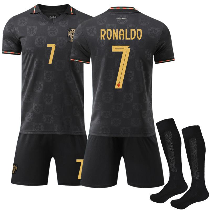 Jugendliche Kinder Erwachsene Benutzerdefinierter Name Fußballtrikots 2026 FIFA Weltmeisterschaft Portugal Gedenkausgabe #7 RONALDO Sport Trainings-Trikot-Set mit Socken 22 black