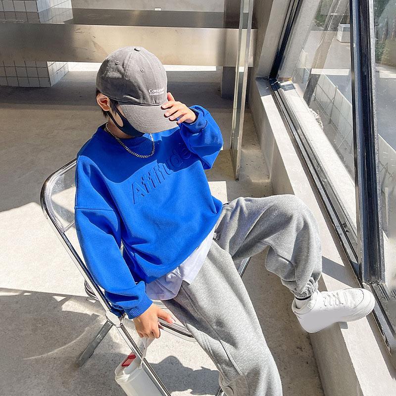 Frühling und Herbst Kinderkleidung Trainingsanzug Anzüge für Kinder Kleidung Teenager Jungen Kleidung Sets Brief Sweatshirt und Hose zwei stück set 140cm blau