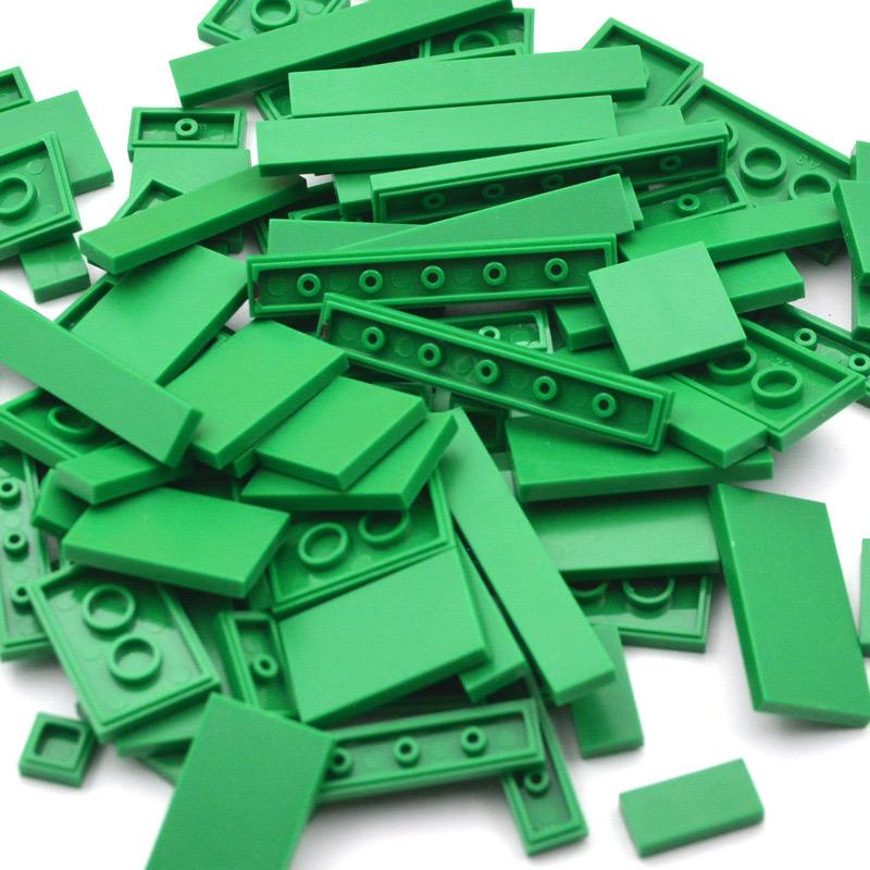 150 STÜCKE DIY Modell Glatte Dünne Bausteine MOC Mehrfarben Spielzeugteile Großfiguren Flache Fliesen Steine Pädagogisches Kinderspielzeug grün