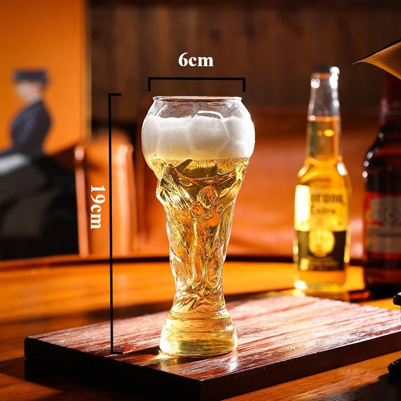 Kreatives Fußball-Weltmeisterschaft Bierglas – 450ml/600ml/800ml Hercules-Krug für Fußballfans, Kristall-Weinglas mit Fußball-Thema 450ML