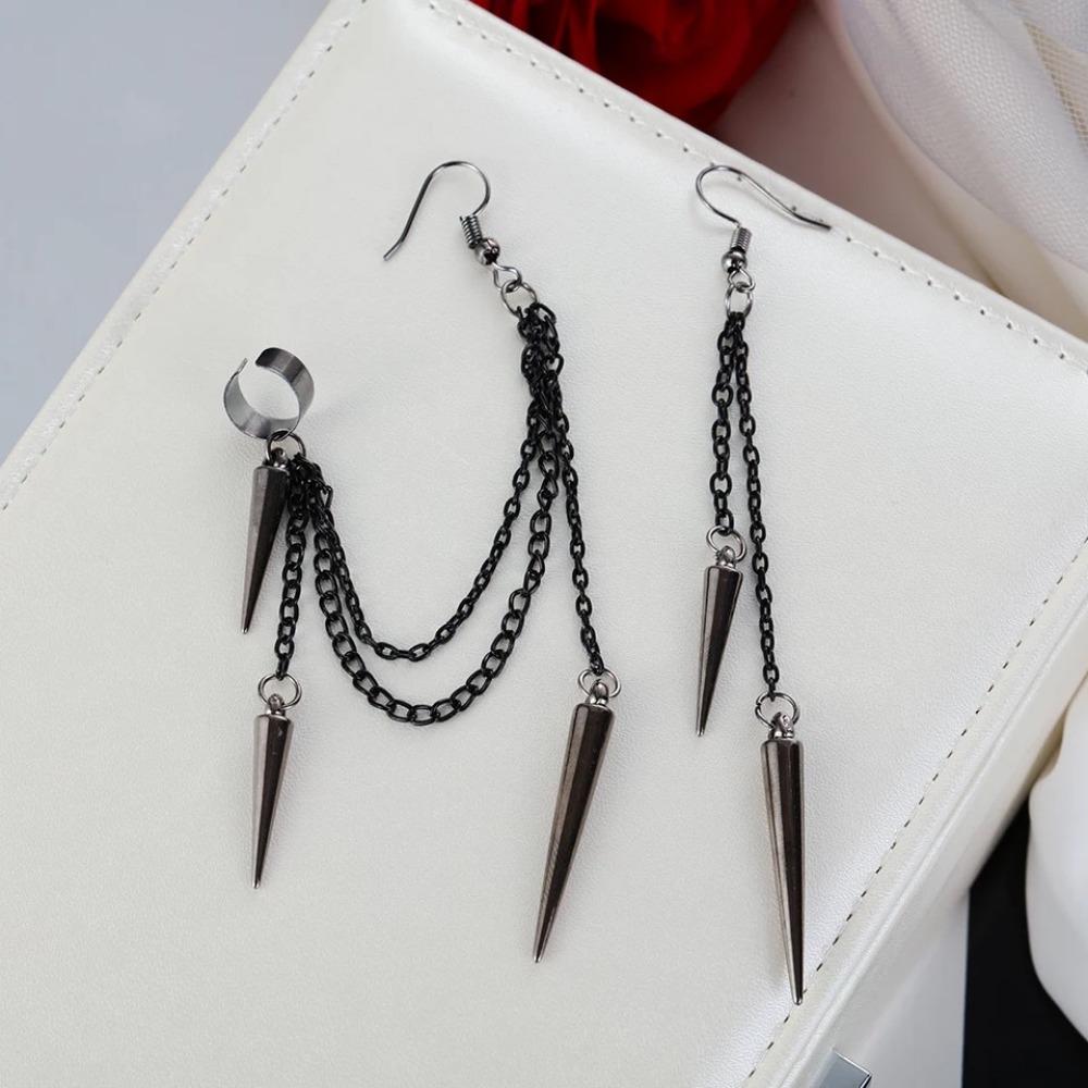 Neue Mode Kreativer Trend Herren Retro Schwarze Quaste Lange Kette Punk Ohrringe Hip Hop Nieten Ohrringe Damen Gothic Party Schmuck