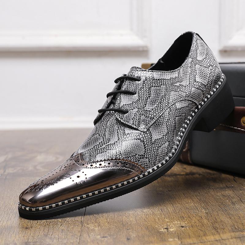 Designer Herren Gold Silber Schlangenleder Lackleder Casual Brogues Schuhe Formal Hochzeitskleid Homecoming Schuhe Zapatos Hombre 38 gray