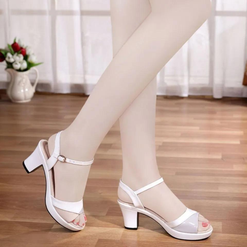 Sommer Frau Sandalen Mode Schnalle Süße Sandalen Sommer Casual Keil Offene spitze Sandalen 38 beige