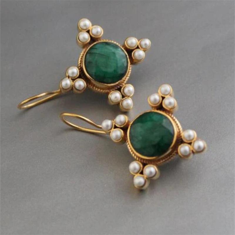 Vintage Runde mit grünen Steinen eingelegte Imitationsperlen-Ohrringe Trendige Goldfarbe Kreative Ohrringe Schmuck