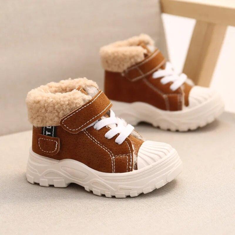 2023 kinder Warme Stiefel Winter Jungen Plus Verdicken Samt Baumwolle Schuhe Mädchen Wasserdichte Kurze Stiefel Baby Baumwolle Stiefel 23 braun