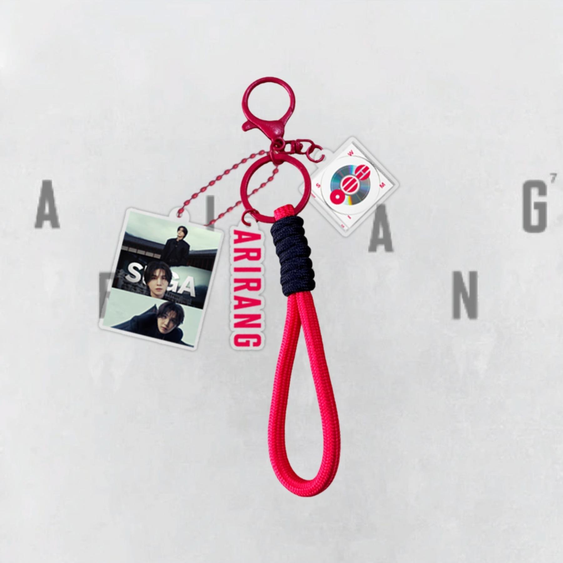 BTS ARIRANG Themen-Schlüsselanhänger, Bangtan Boys Foto-Anhänger mit rotem geflochtenem Seil, Kpop ARMY Fans Taschen-Accessoire, Kpop Idol Taschen-Anhänger für ARMY Fans SUGA