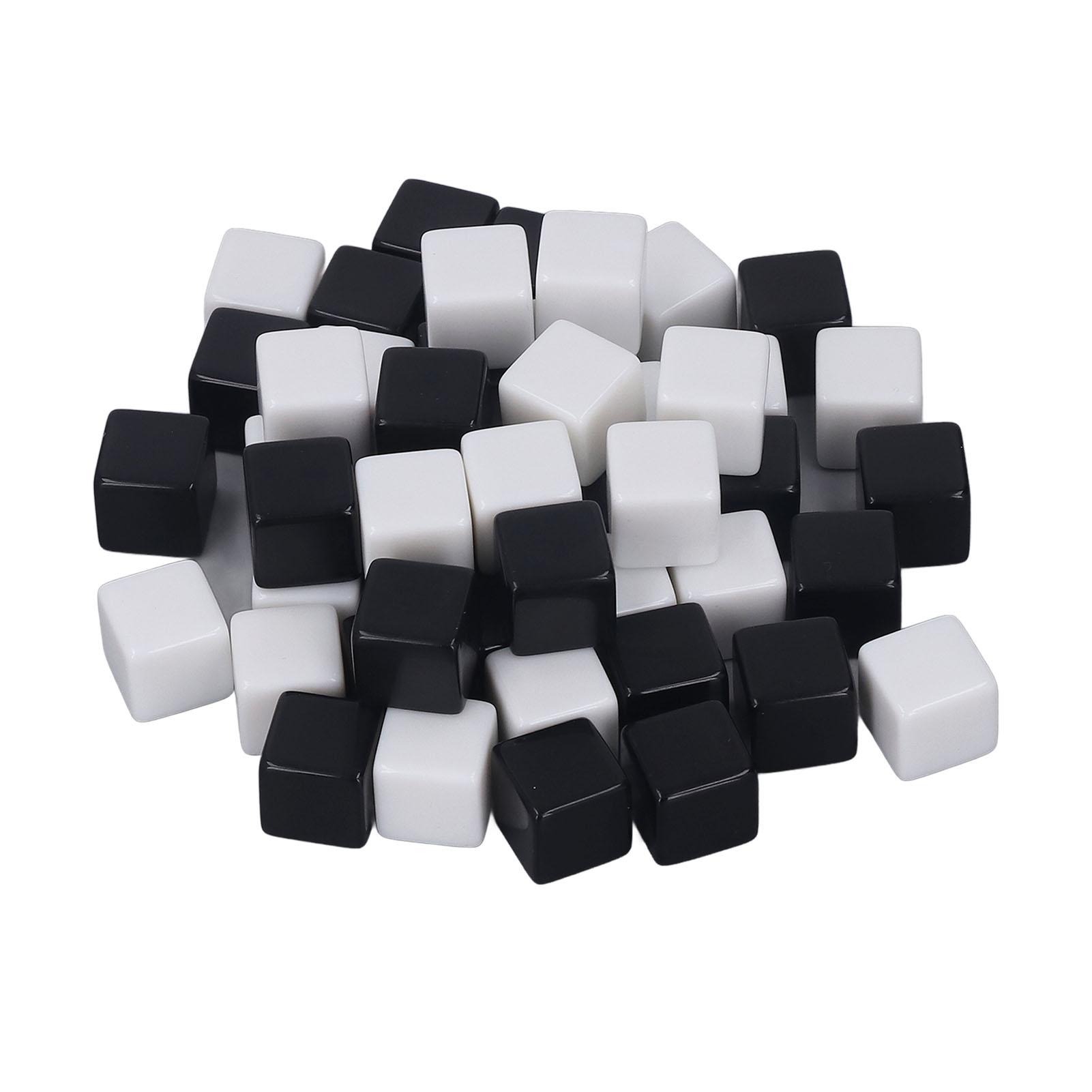 50 Stück Quadratische Glatte Würfel Kleine Beschreibbare Abwischbare Würfel für Brettspiele Digitaler Unterricht Halb Schwarz
