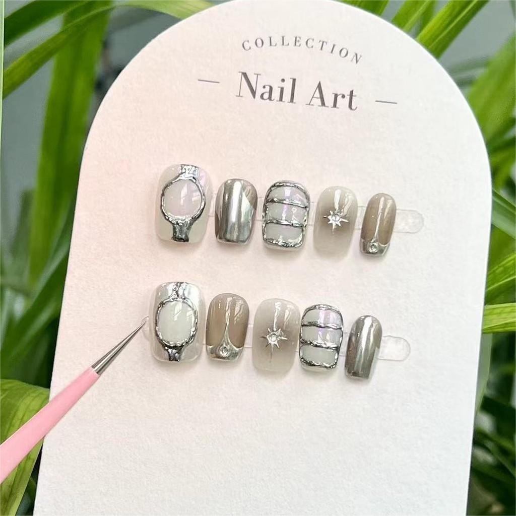 Handgefertigte tragbare Nägel im Metallic-Stil, Schwarz-Pink, Hottie-Kunstnägel, supercoole kurze Aufpressnägel L