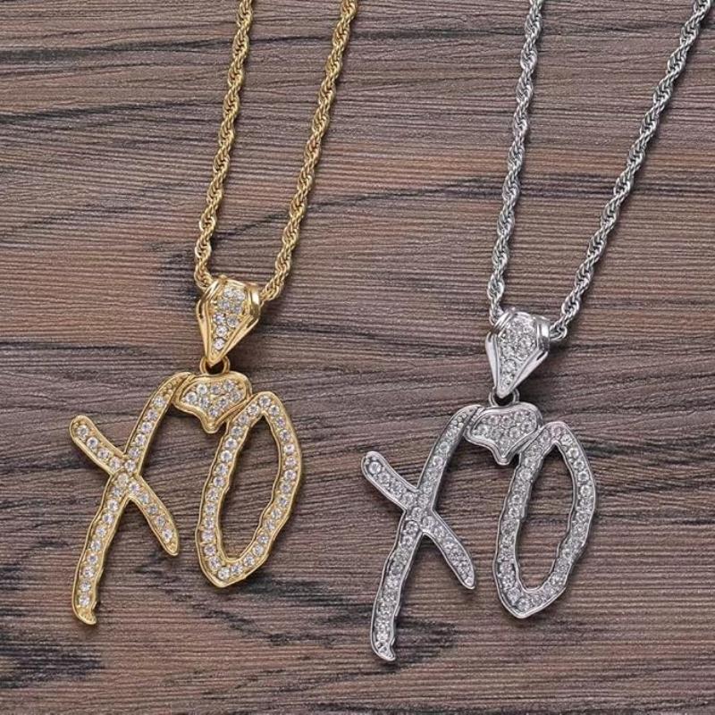 Hochwertige Hip Hop XO Buchstaben Anhänger Halskette für Damen Herren, Modische Kreative Zirkonia Übertriebene Hip Hop Rock Geschenk Schmuck combination