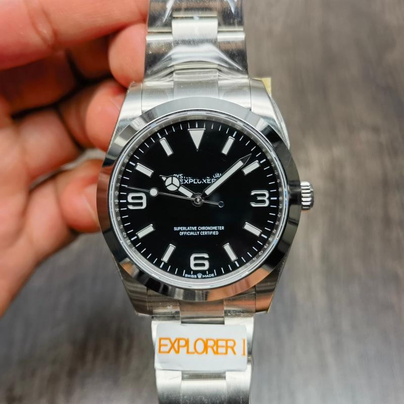 Rolex Yacht-Master Wassergott Explorer Herrenuhr: Klassisches Sportdesign, Großes Zifferblatt, Quarz- und Mechanisches Uhrwerk, mit Kalender.