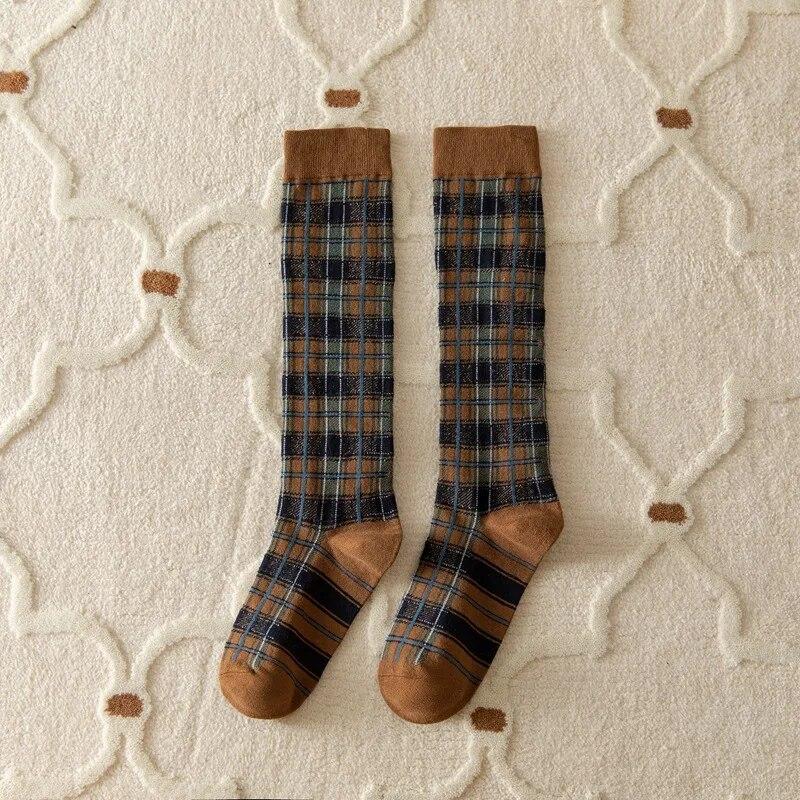 Strümpfe Damen Harajuku Retro Vintage Plaid Lange Socken Strumpf JK College Style Schulmädchen Baumwolle Kniestrümpfe Damen Strümpfe dunkle khaki