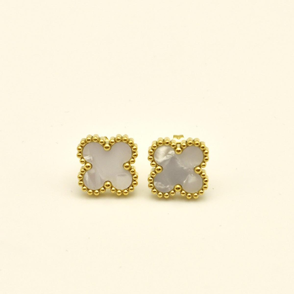 Mode Titan Stahl Vier-Leaf Clover Ohrringe Net Rot Prominente Mit Die Gleiche Ohrringe Temperament Süße Damen Ohrringe weiß