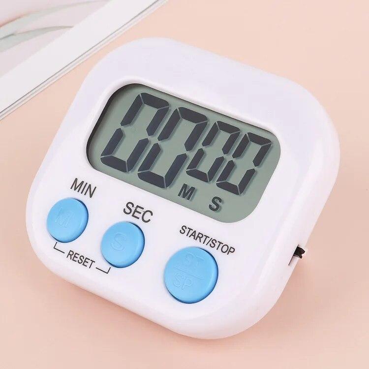 Multifunktionaler magnetischer digitaler Küchentimer, lauter Alarm, LED-Anzeige zum Kochen, Duschen, Backen, Stoppuhr, Werkzeuge, Gadgets(ohne Akku) weiß
