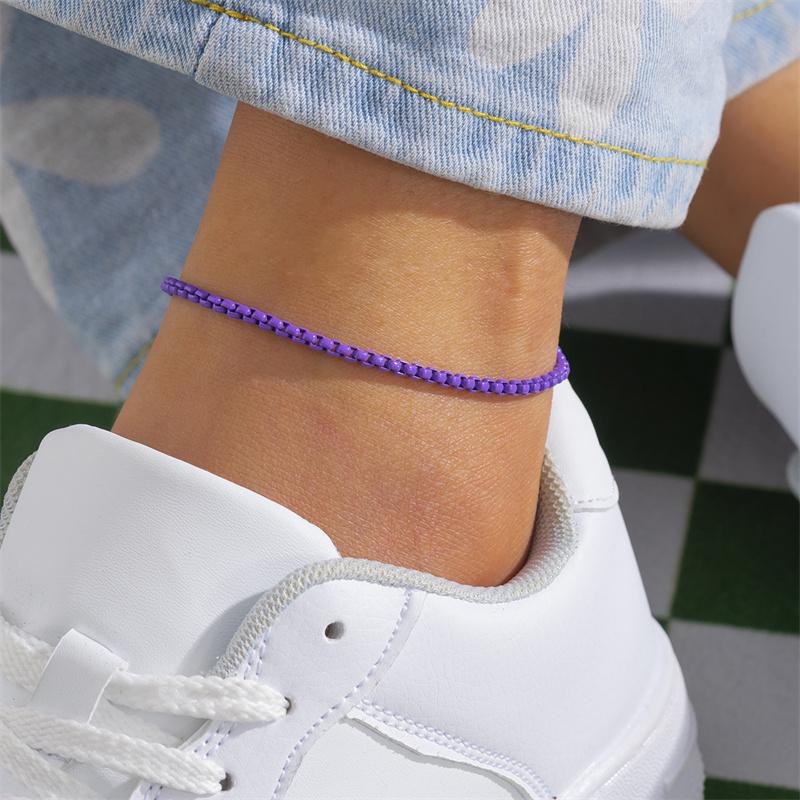 Buntes verstellbares Fußkettchen aus Metallkette für Frauen, Sommer, Strand, dünne Kette, Knöchel, barfuß, Y2K, weiblicher Fußschmuck violett