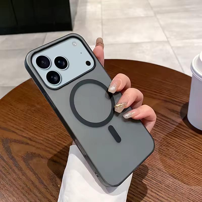 Ultradünne Matte Hülle für iPhone 17 Air 16 E 15 14 13 12 11 Pro Max Plus Magnetisch für Magsafe Kabelloses Laden PC-Abdeckung iPhone 17 Pro Max schwarz