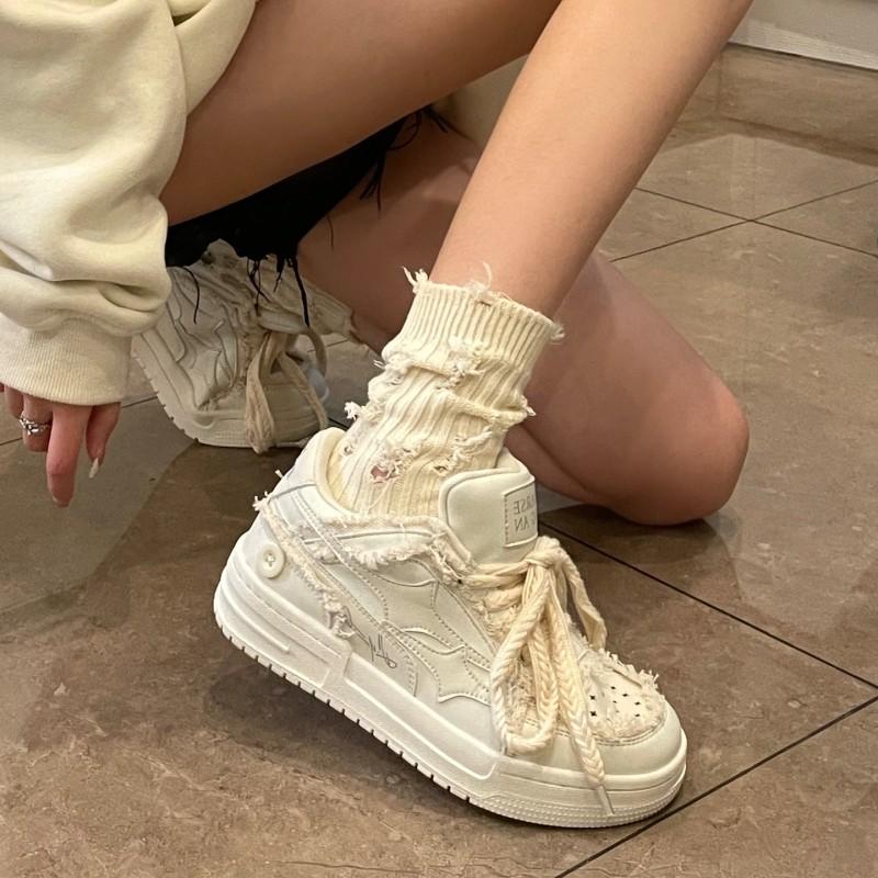 Weiße Schuhe mit dicker Sohle, trendige flache Schuhe mit rauer Webkante für Damen, bequeme vulkanisierte Schuhe, neue Designer-Sneakers für Damen 37