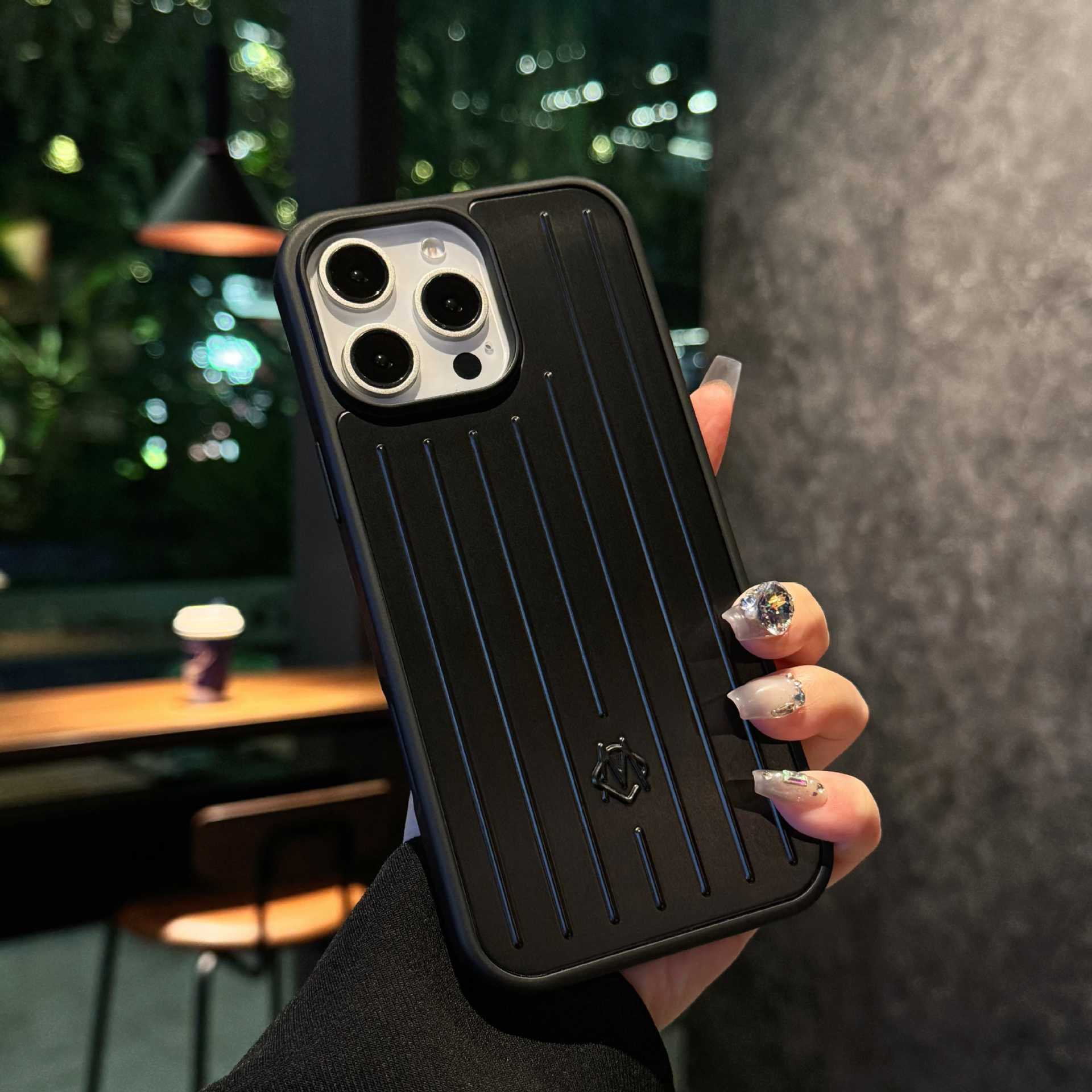 Anwendbar für iPhone17 Handyhülle Rimowa Aluminium-Magnesium-Legierung schlicht und fortschrittlich Apple 16promax Schutzhülle iPhone16 schwarz
