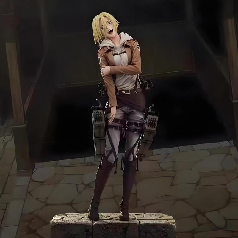 Neueste 28cm Attack On Titan Anime Figuren Annie Leonhart Figuren PVC Statue Sammlungsmodell Raumdekoration Geburtstagsgeschenk Spielzeug