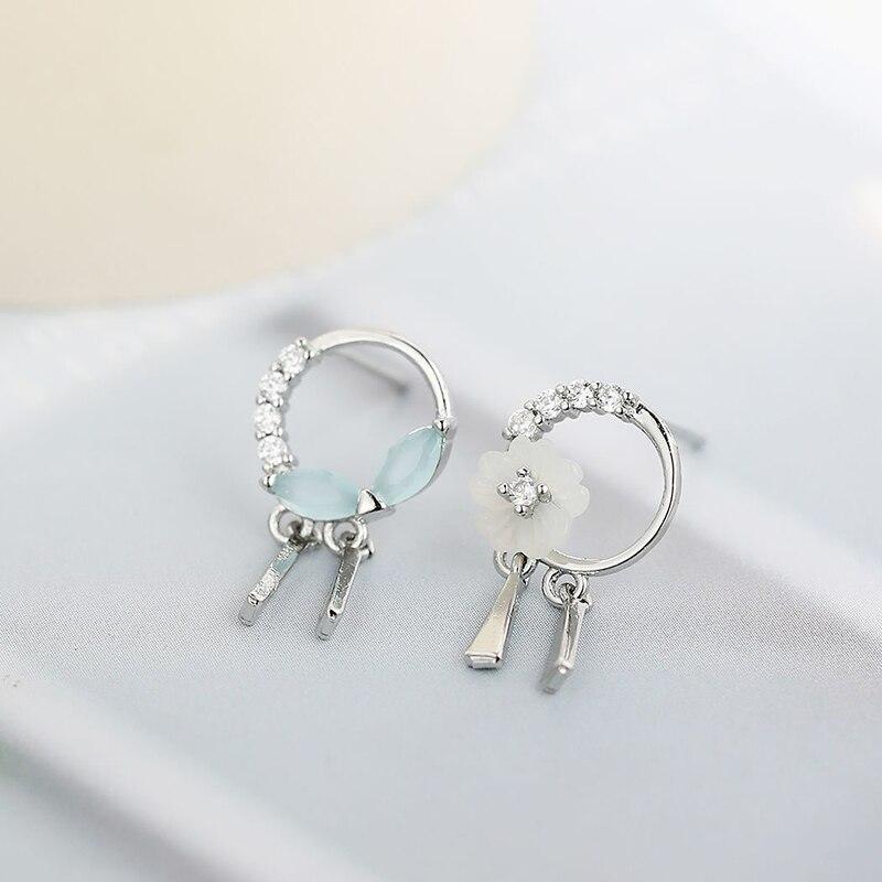 925 Sterlingsilber Asymmetrische Ohrringe Blauer Zirkon Schmetterling Blume Hängeohrringe Für Frauen Kreis Silberschmuck Neu S -E1323 white
