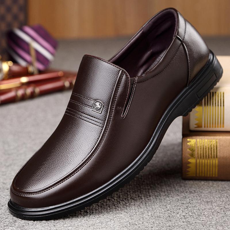 Mode Echtes Leder Handgemachte Schuhe Männer Loafer Slip Auf Business Casual Schuhe Klassische Weiche Leder Hombre Atmungsaktive Männer Schuhe Flache 37 braun