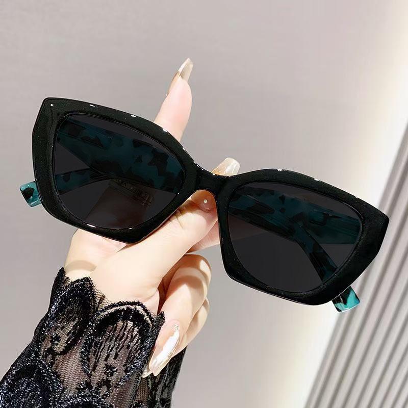 Herren Sonnenbrille mit großem Rahmen für Kurzsichtige Damen Stilvolle Elegante Myopie Brille Unisex Mode Graue Gläser Negative Dioptrien Brillen -1.5