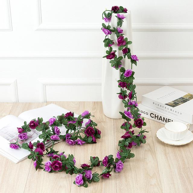 250 cm / 99 Zoll 45 Blumen Seidenrosen Hochzeitsdekoration Efeuranke Künstliche Blumen Gewölbte Dekoration mit grünen Blättern Wand white