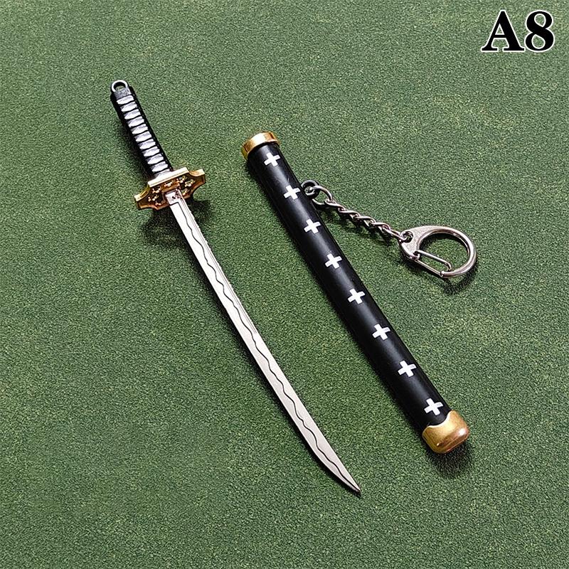 15 cm Achtfarbiger Mini-Schlüsselanhänger mit Lorenor-Zorro-Schwert für Männer, Schnalle, Werkzeughalter, Scheide, Katana, Säbel, Auto-Schlüsselanhänger, Geschenk as the picture