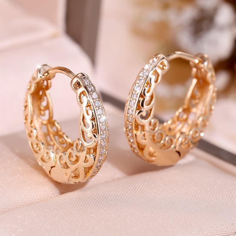 Gold Farbe Hohl Blume Hoop Ohrringe für Frauen Mode Charme Hochzeit Engagement Schmuck Party Geschenk gold