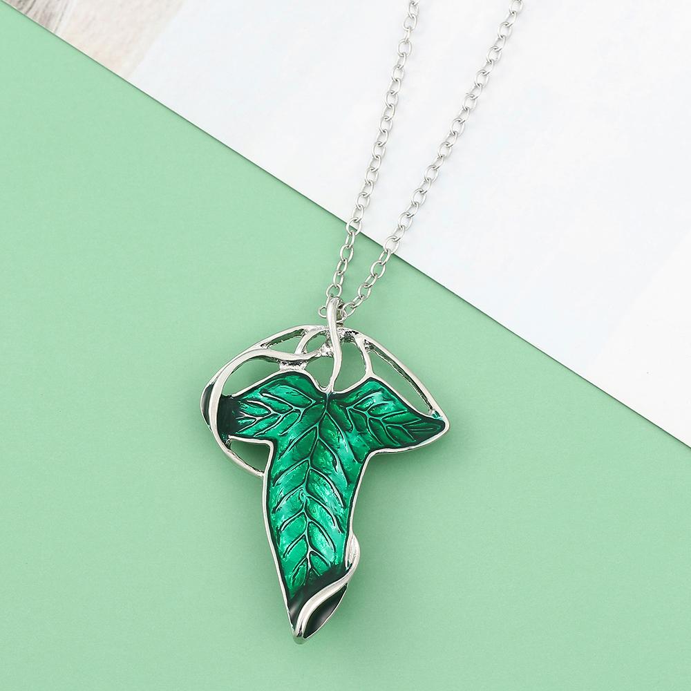 Arwen Evenstar Grünes Blatt Anhänger Halskette für Damen Elfenprinzessin Schmuck Hohe Qualität Geschenk Film Der Herr der Ringe Abendstern Design beige