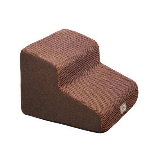 Hundetreppe für kleine Hunde Gebogene Hundestufen Indoor Welpe Ältere Haustiere Rampe mit waschbarem Bezug Rutschfester Boden Treppe für Welpen Mittelgroße Haustiere Dual Layer kaffeebraun