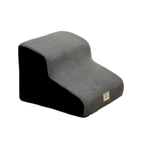 Hundetreppe für kleine Hunde Gebogene Hundestufen Indoor Welpe Ältere Haustiere Rampe mit waschbarem Bezug Rutschfester Boden Treppe für Welpen Mittelgroße Haustiere Dual Layer