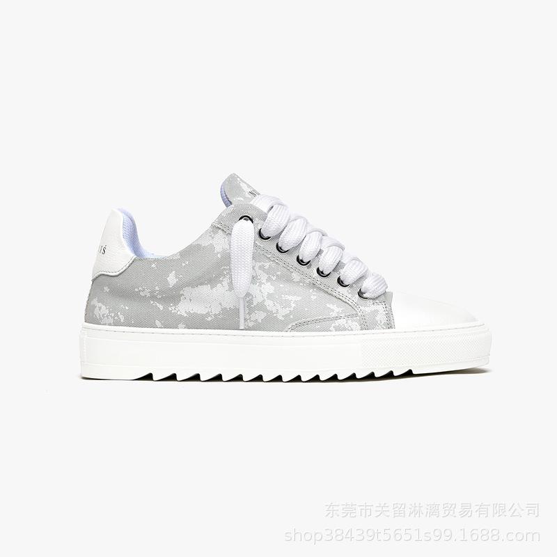 Neue M Herrenschuhe Bequeme und vielseitige flache Canvas-Schuhe Skateboard Sportschuhe 44 white