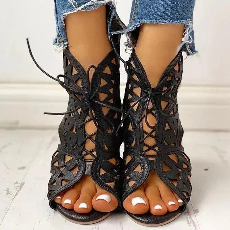 2024 Aushöhlen Damen Gladiator Sandalen Vintage Schnürung Niedrige Absätze Keile Sommerschuhe für Damen Offene Zehen Reißverschluss Damen Sandalen 36 schwarz