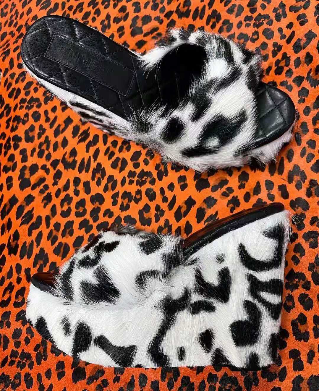 Mode Herbst Neu Pelzsandalen Flache Keilabsatzsandalen Damen Hochhackige Pelzige Pantoletten Mode Outdoor Allround-Schuhe Sandalias Mujer 39 leopard print