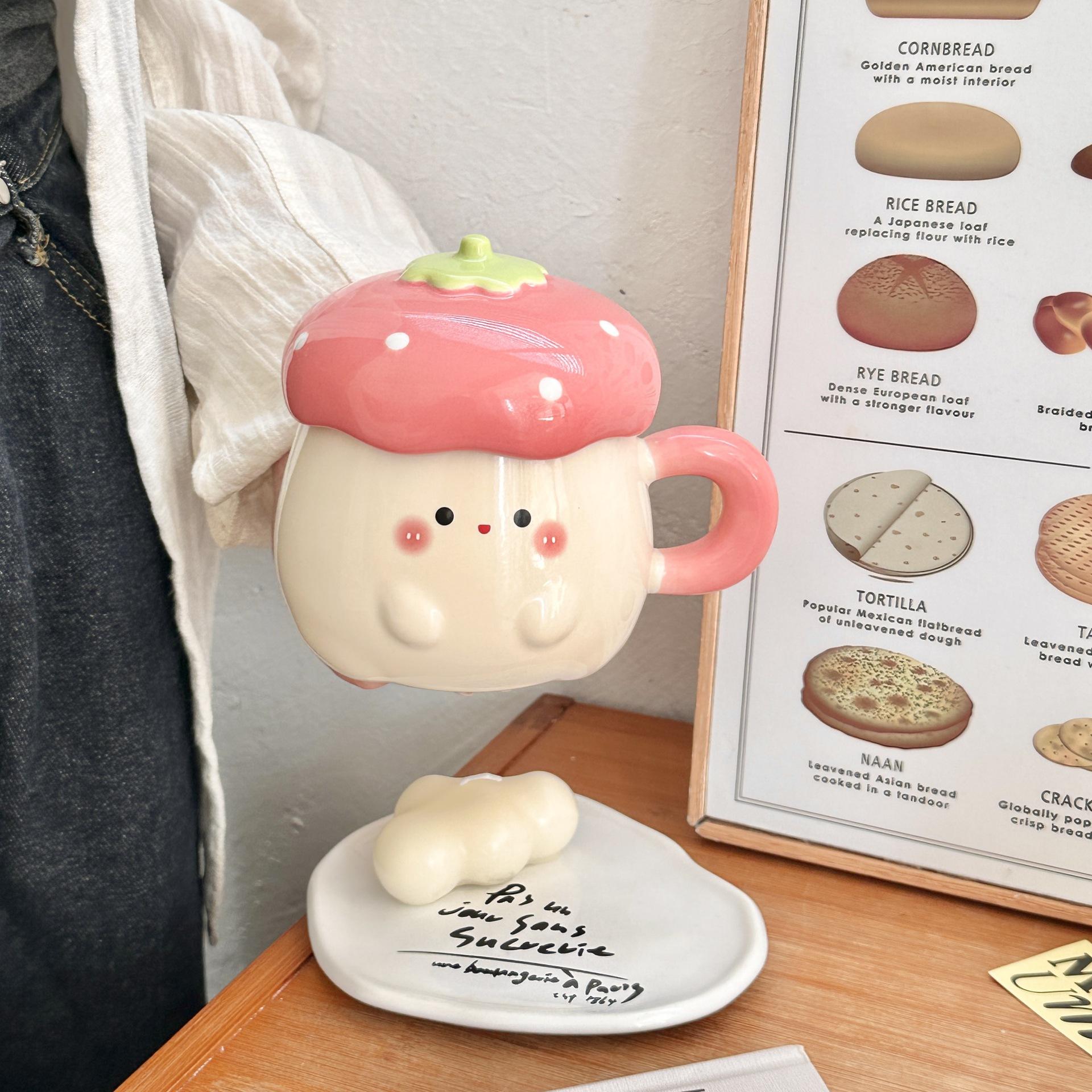 Kreative Erdbeer-Tasse Cartoon Niedliche Keramiktasse Hochpräzise Keramik-Wassertasse Geeignetes Geschenk Geschenk 301-400ml