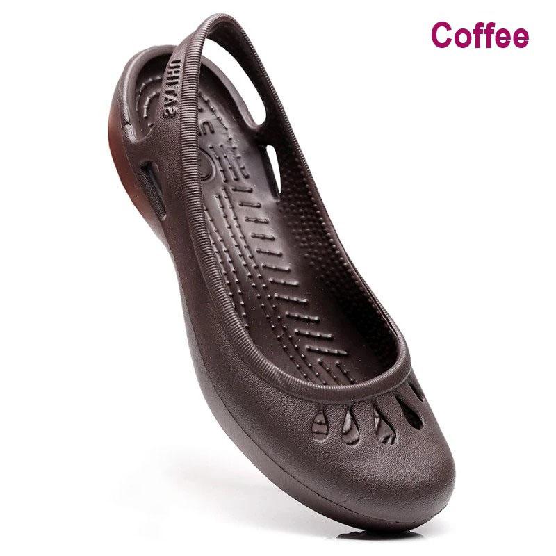 Sommer leichte Anti-Rutsch-Loch-Schuhe Clog für Damen Flache Unterseite Sandalen Krankenschwester Outdoor Strand Jelly W9 kaffeebraun