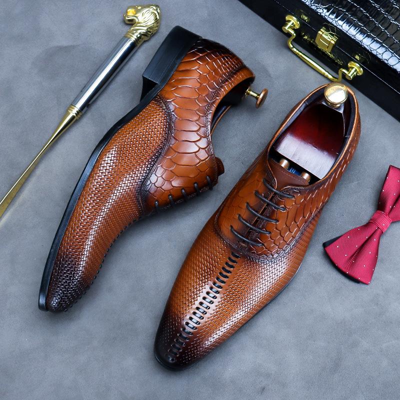 Mode Neu 2025 Herren Hochzeitsschuhe Braun Schnürschuhe Luxus Echtes Leder Marke Handgefertigt Mode Britischer Trendstil Herren Kleiderschuhe 44 braun